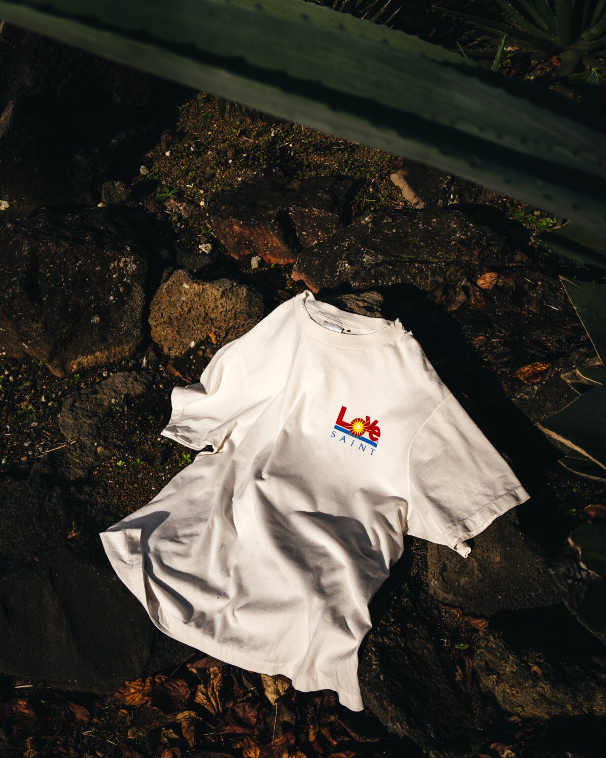 SAINT Mxxxxxx 25SS SS TEE_LOVE