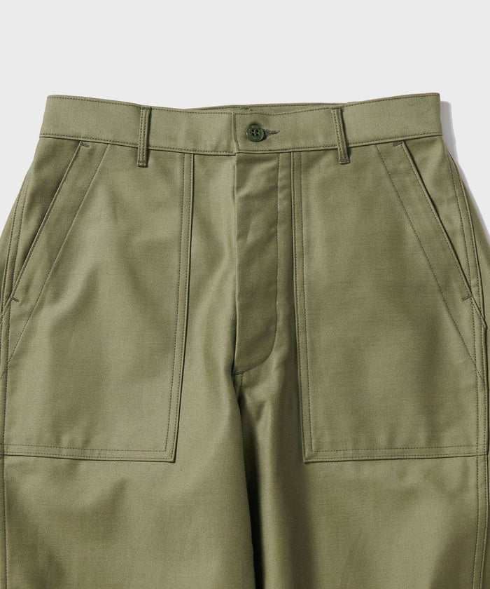 HYKE 25AW BACK SATIN BARREL-LEG PANTS