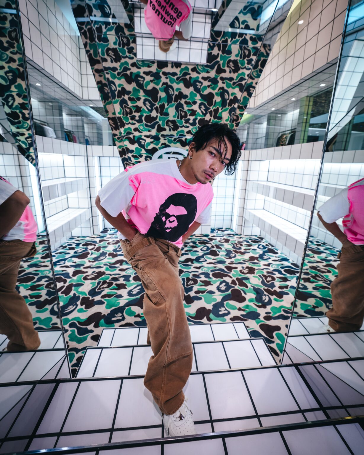 SAINT Mxxxxxx x BAPE / BAPE_SS TEE_HANDPRINT