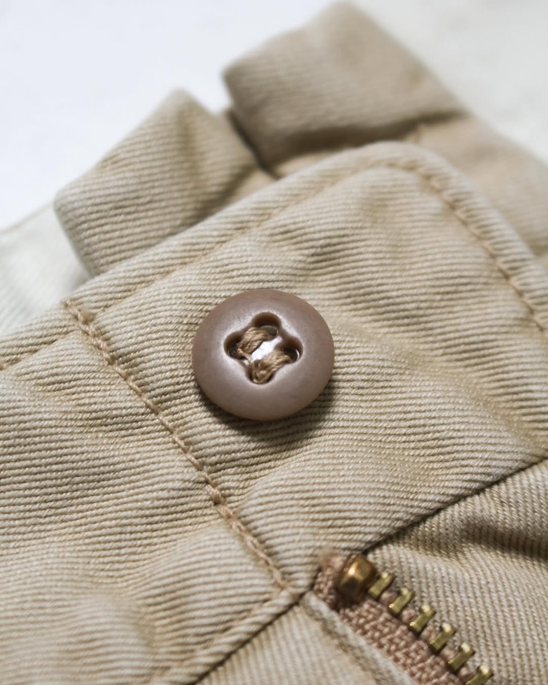 BOWWOW 25SS US ARMY KHAKI SHORTS