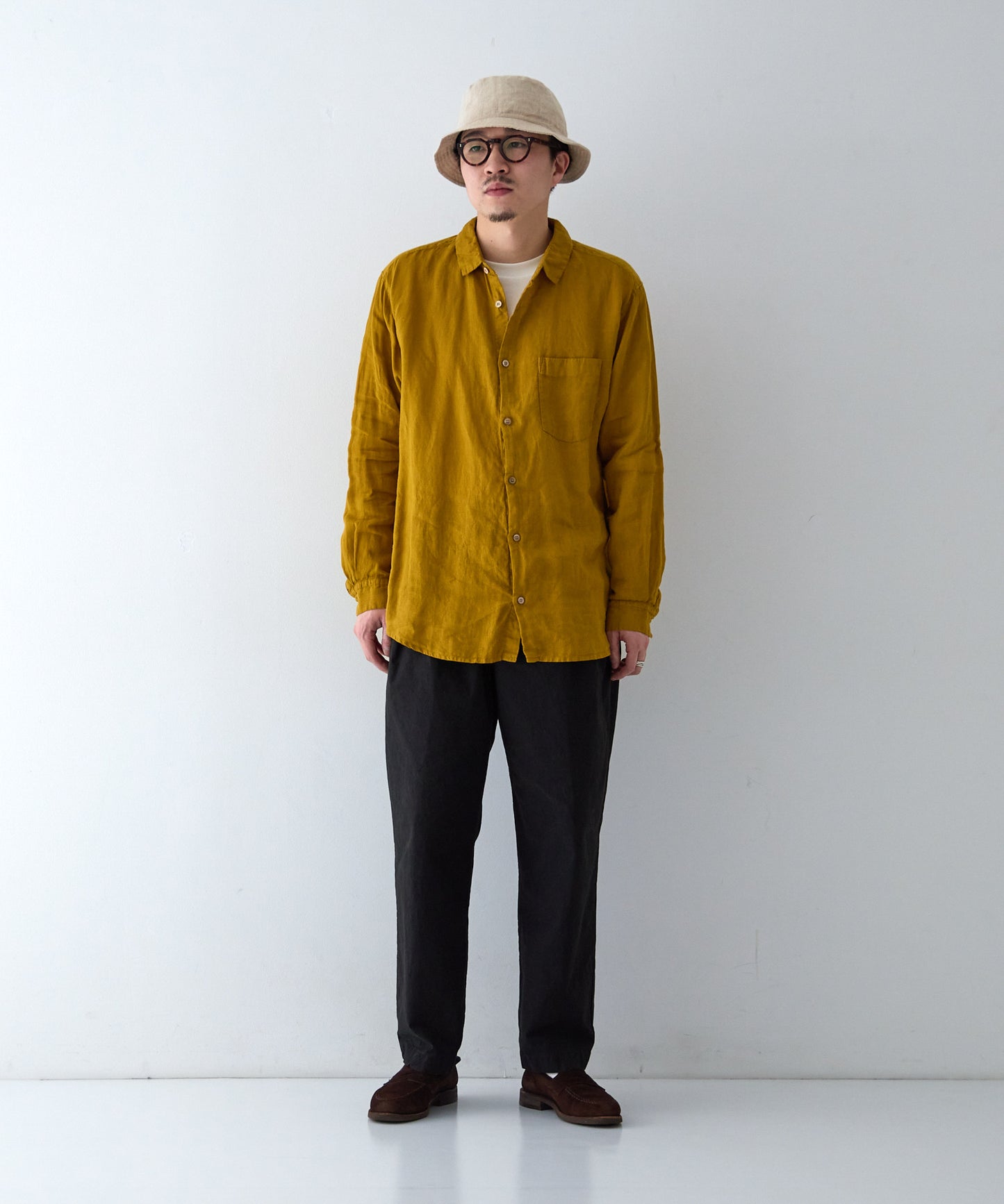 CONFECT / 60リネン ウルシ染め レギュラーカラーシャツ