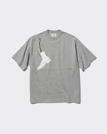 Unlikely 26AW Authentic Graphic Tee "BOOTS"