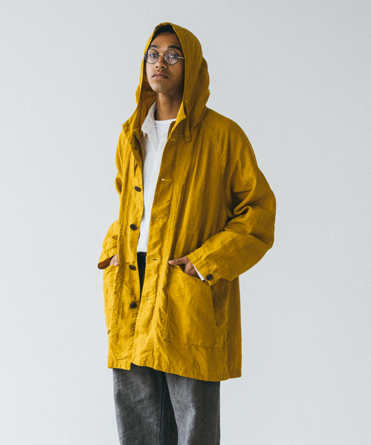 CONFECT / ハイカウントリネン ウルシ染め 超撥水パーカ