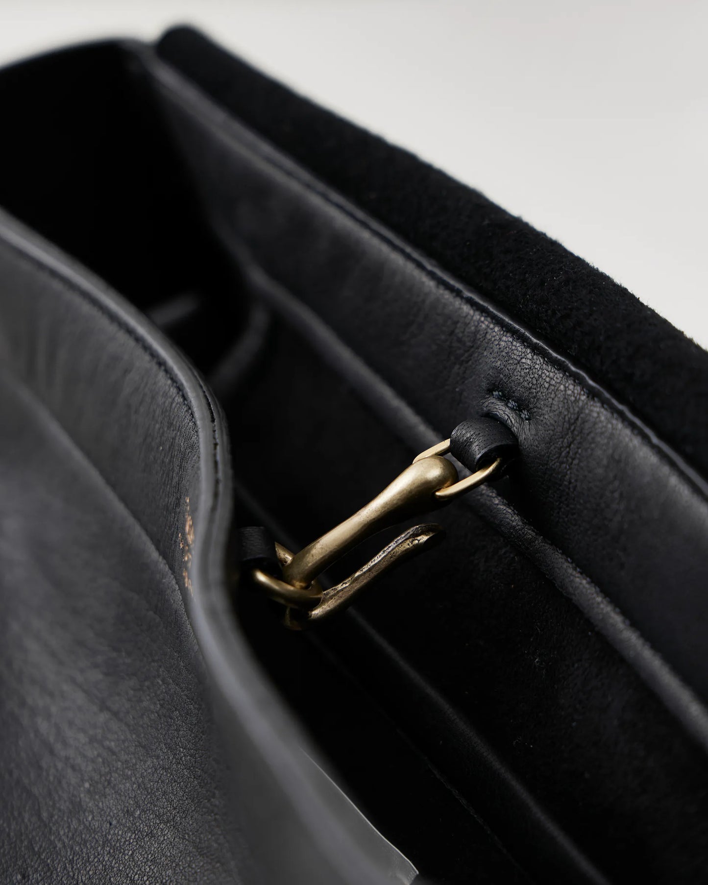 NICENESS 25AW OD.MARTY / Oiled Deer Leather Scrunched Shoulder Bag