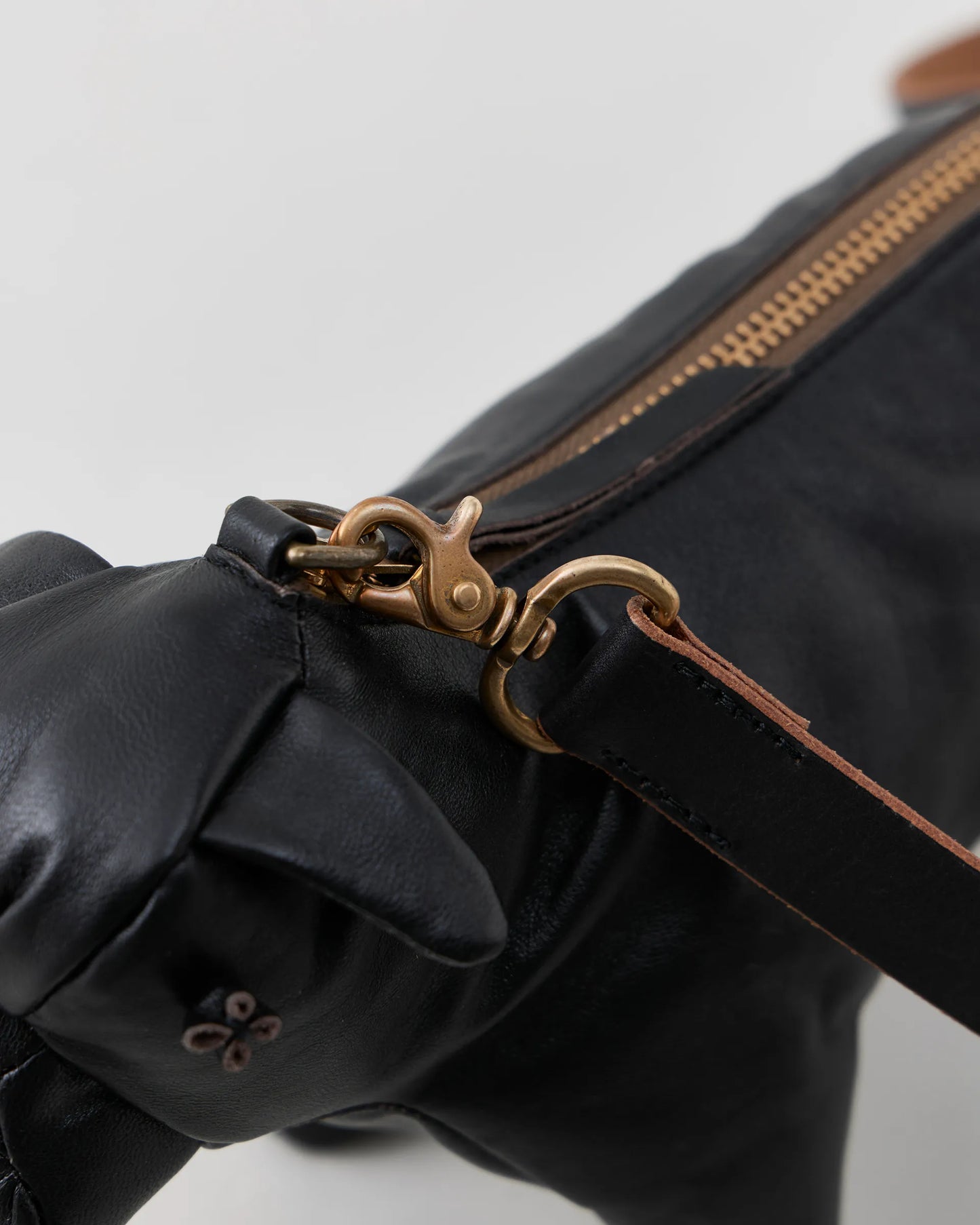 NICENESS 25AW B.CHESTY / Brown Core Lamb Leather Animal Bag