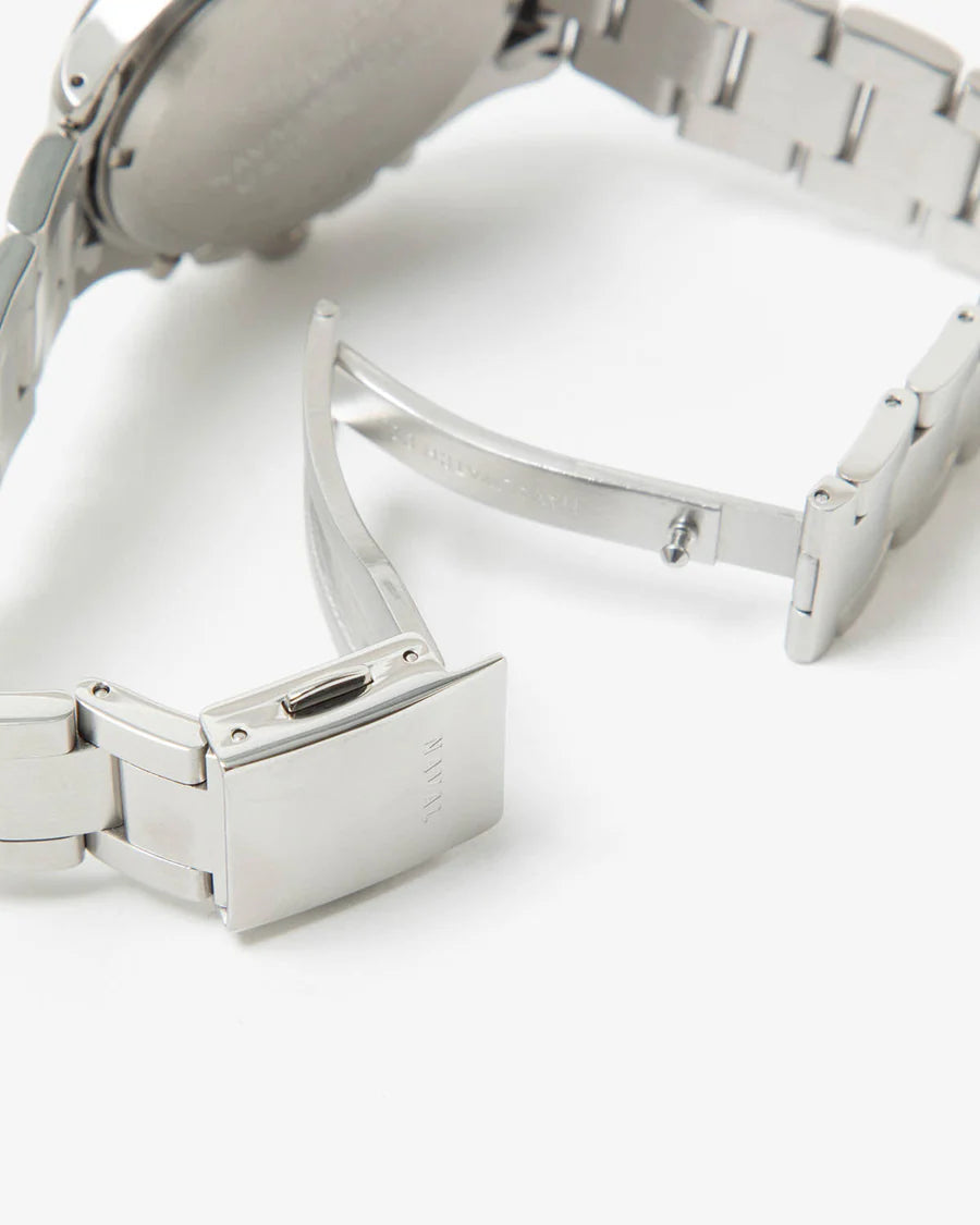 NAVAL WATCH Produced by LOWERCASE FRXC002