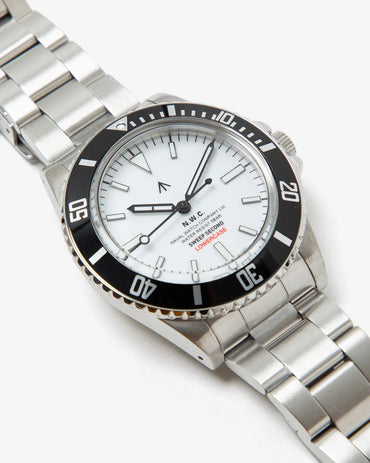 NAVAL WATCH Produced by LOWERCASE FRXE006