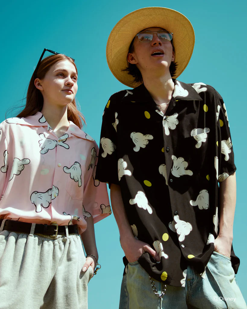 Name. x Disney / HAND SIGN ALOHA SHIRT (MICKEY MOUSE)