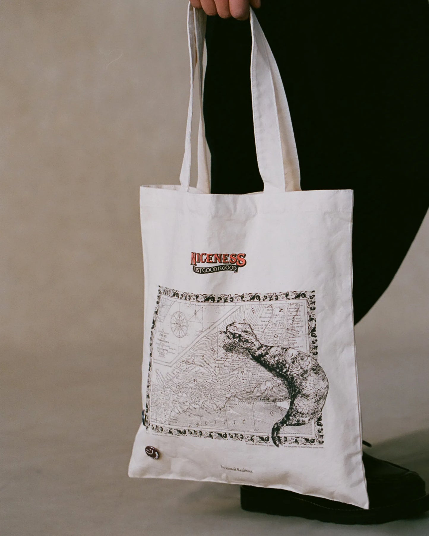 NICENESS 25AW BARNETT / UMA Printed Tote Bag