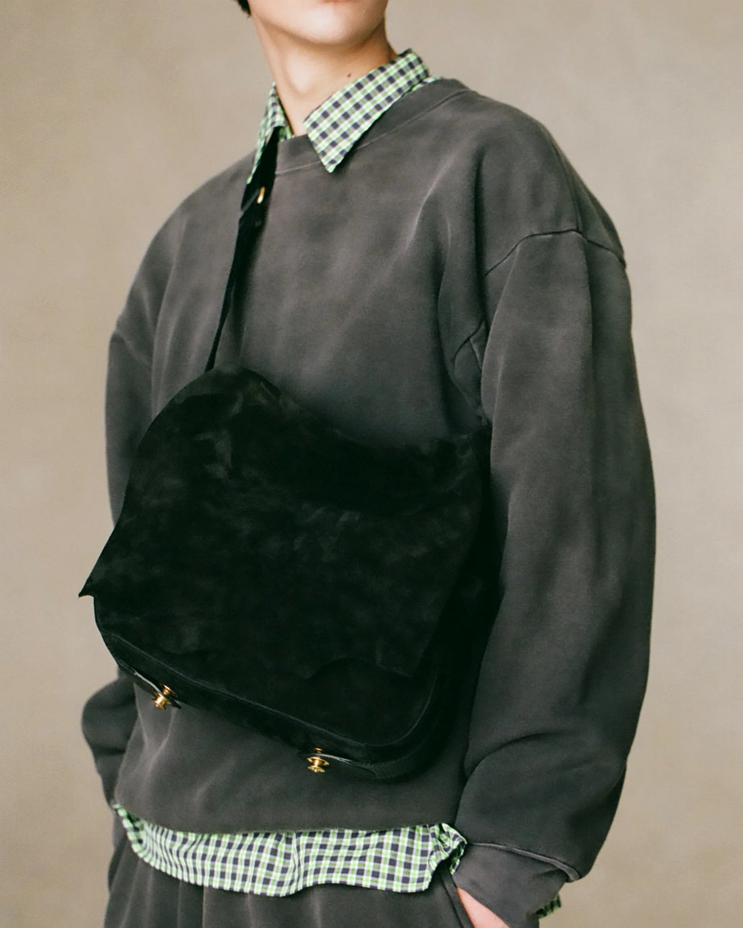 NICENESS 25AW CS.MARTY / Cow Suede Scrunched Shoulder Bag