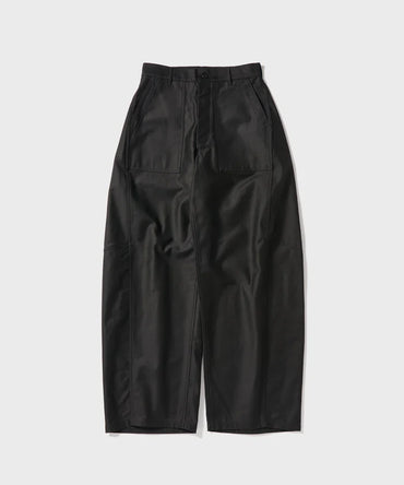 HYKE 25AW BACK SATIN BARREL-LEG PANTS