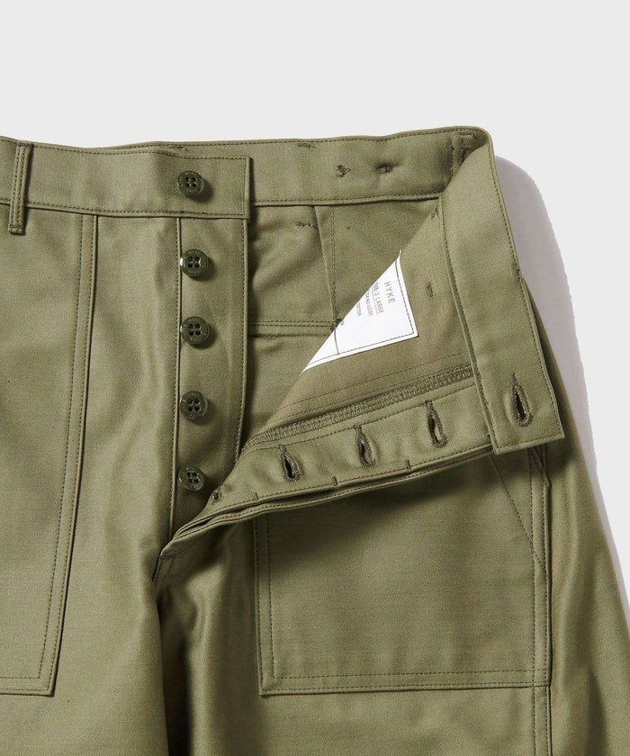 HYKE 25AW BACK SATIN BARREL-LEG PANTS