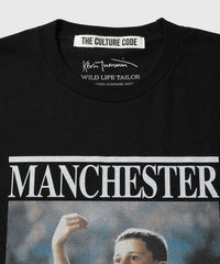 THE CULTURE CODE × Kevin Cummins for WILD LIFE TAILOR / T-SHIRT MANCHESTER CITY - BOY