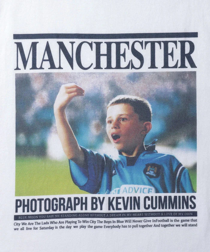 THE CULTURE CODE × Kevin Cummins for WILD LIFE TAILOR / T-SHIRT MANCHESTER CITY - BOY