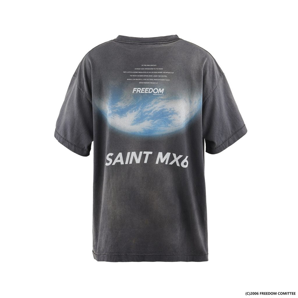 SAINT Mxxxxxx x FREEDOM / FD_SS TEE_FREEDOM