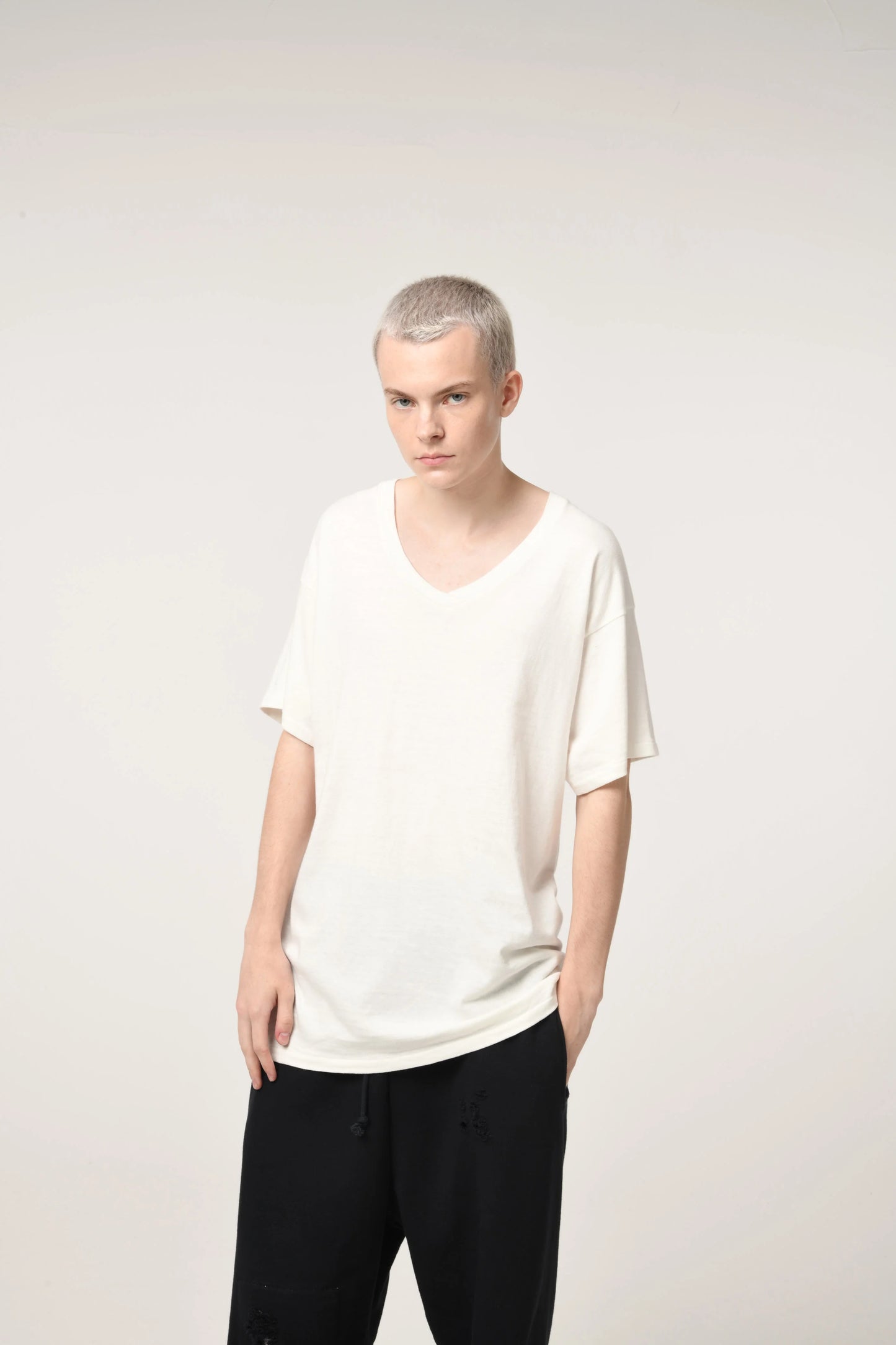 BOWWOW 25SS 8812 V-TEE
