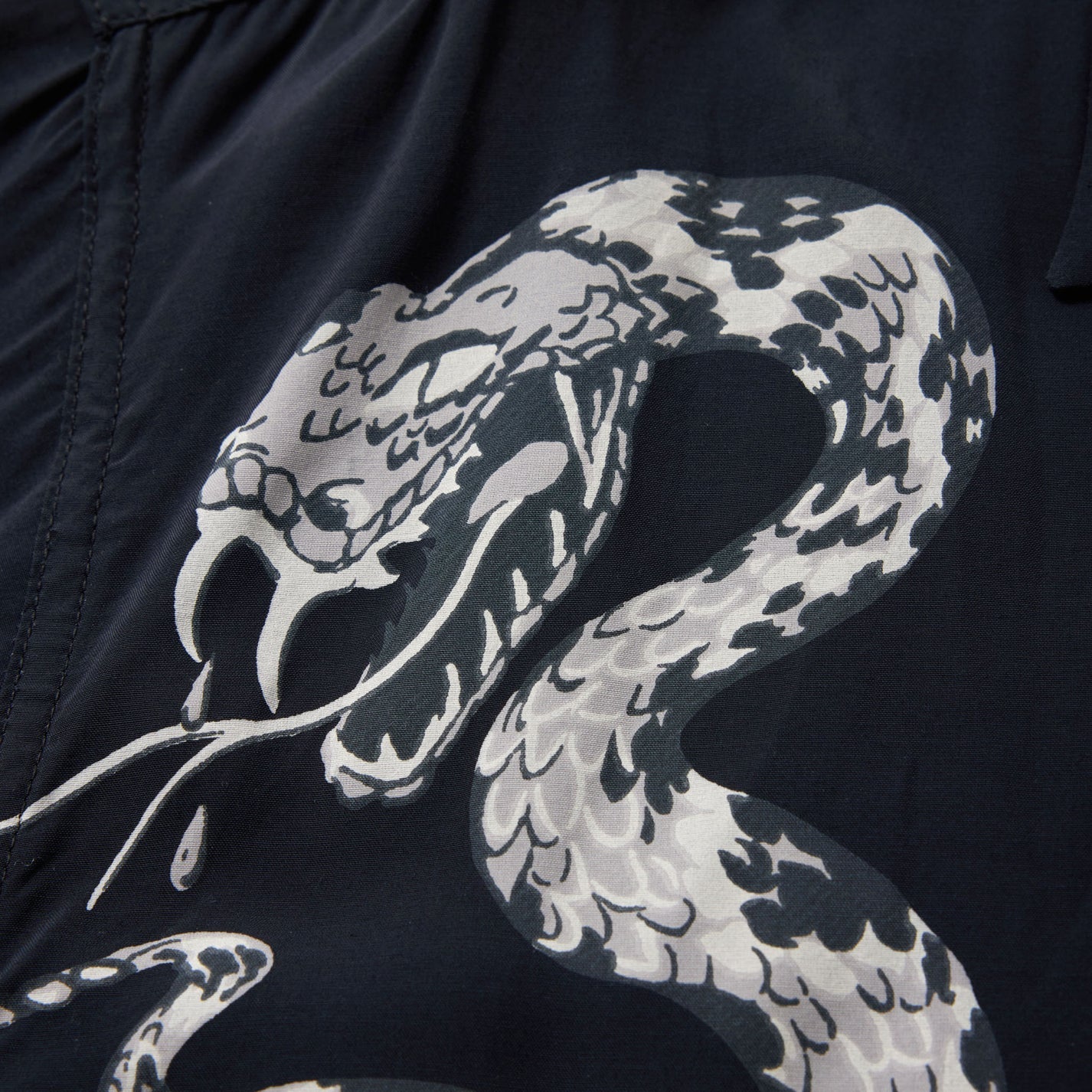 Gold / GL39440 / "MONOTONE RATTLE SNAKE” OPEN SHIRT