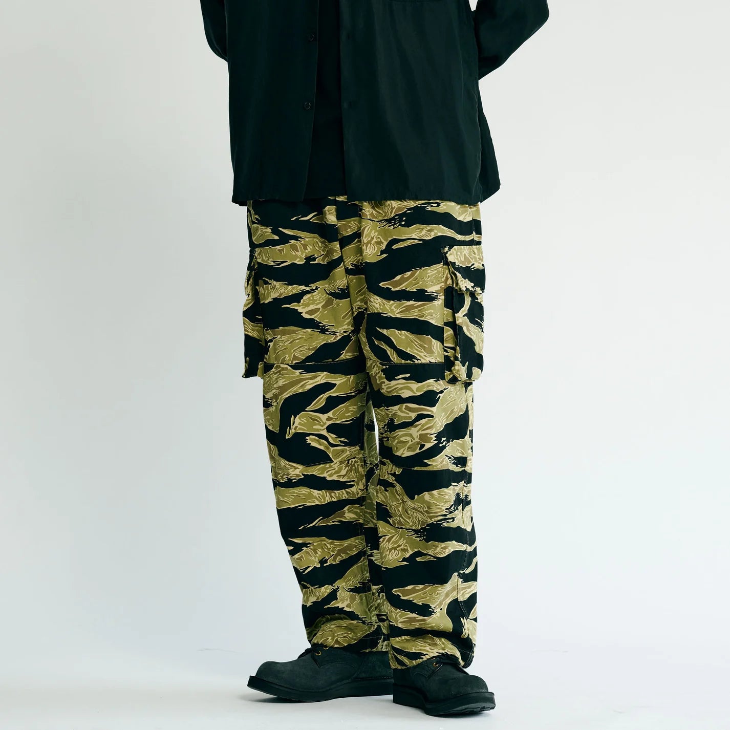 Gold / GL42508 / TIGER PATTERN EASY CARGO PANTS