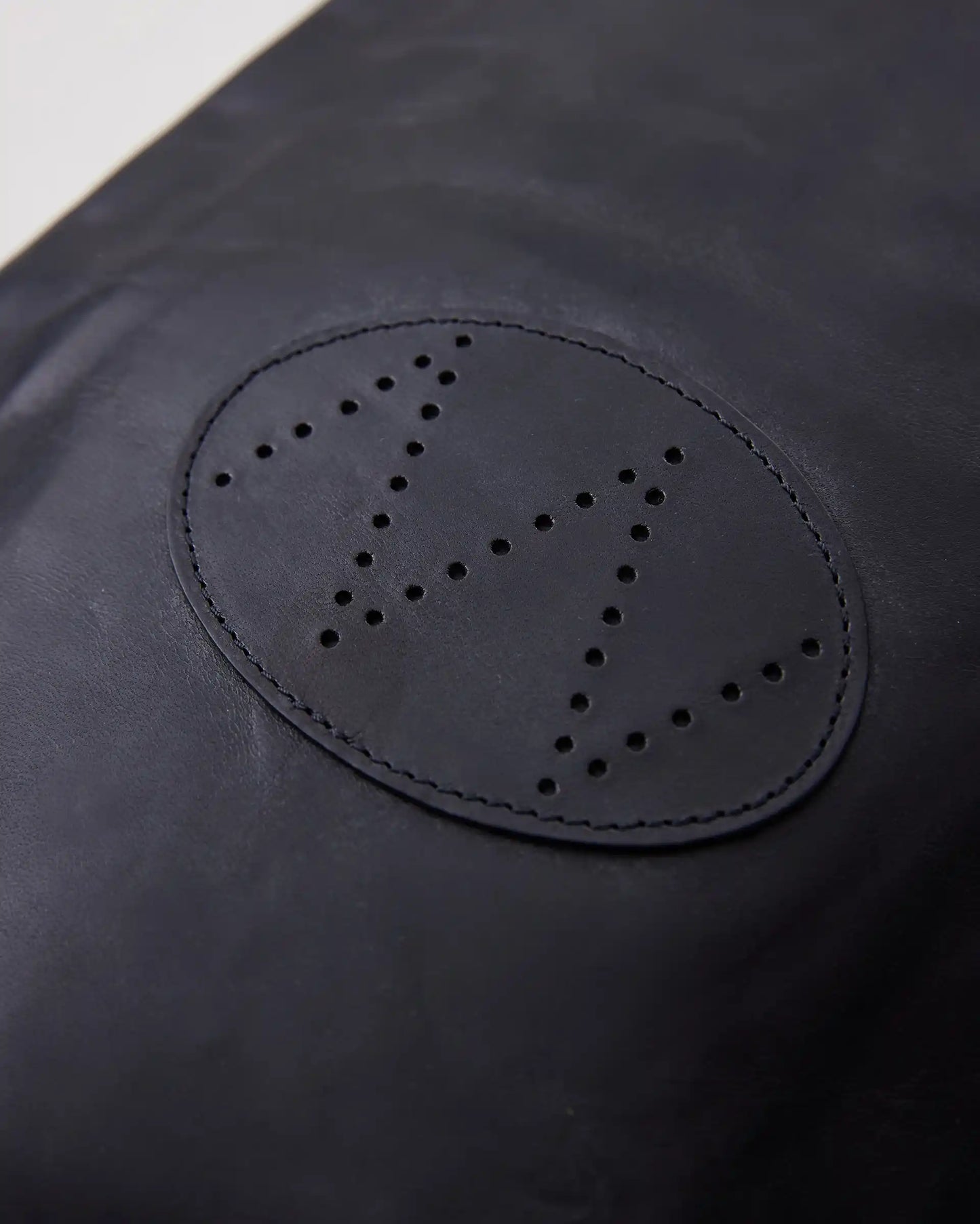 NICENESS 25SS H.R.LOWE / NN Shoulder Bag / Regular Size - Oiled Horse Leather
