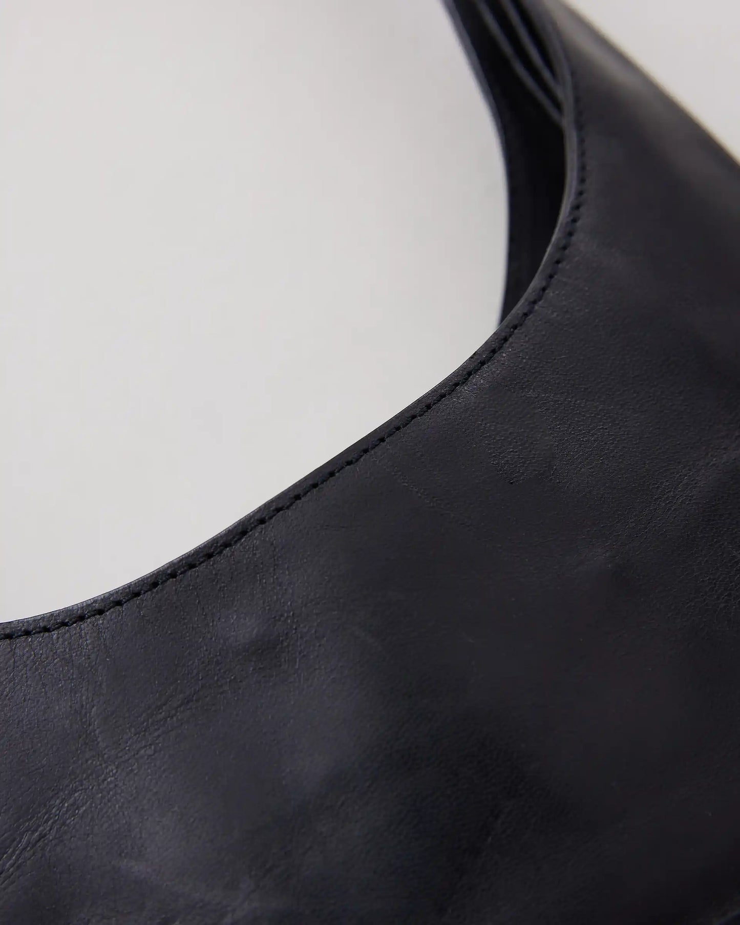 NICENESS 25SS H.R.LOWE / NN Shoulder Bag / Regular Size - Oiled Horse Leather