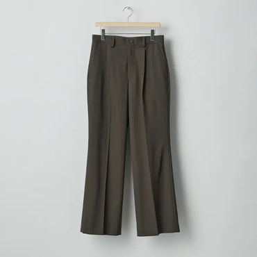 bottom – Vintage Concept Store
