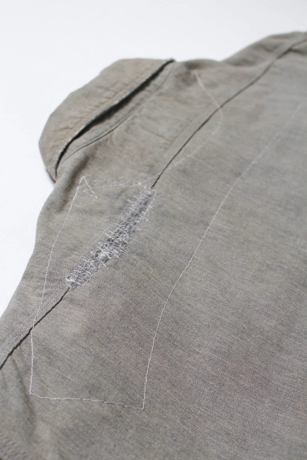 BOWWOW 25AW REPAIRED WORN GRAY CHAMBRAY SHIRT