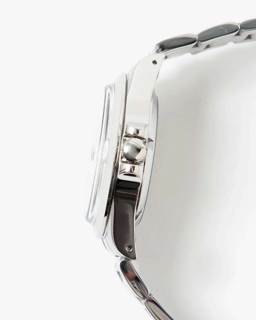 NAVAL WATCH Produced by LOWERCASE FRXA001