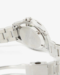 NAVAL WATCH Produced by LOWERCASE FRXE006