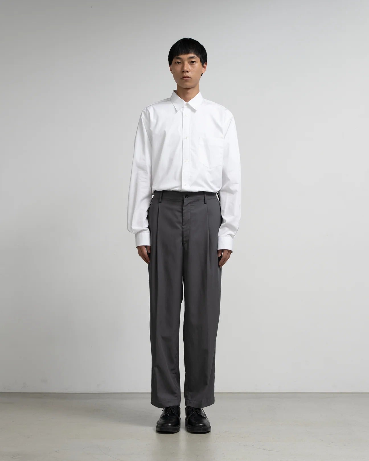 Graphpaper / Wooly Cotton Twill Wide Tapered Slacks