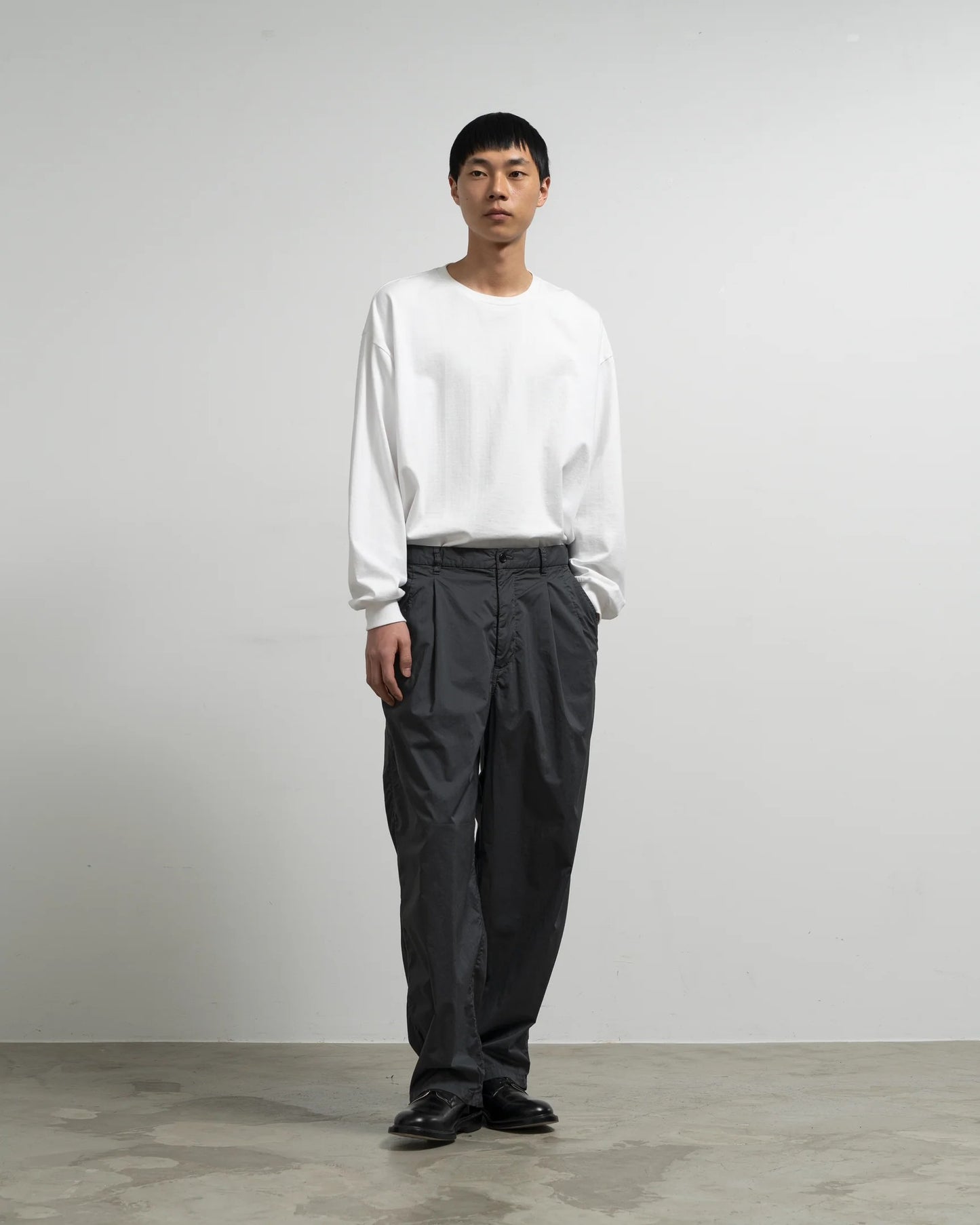 Graphpaper / Garment Dyed Typewriter Oversized Slacks
