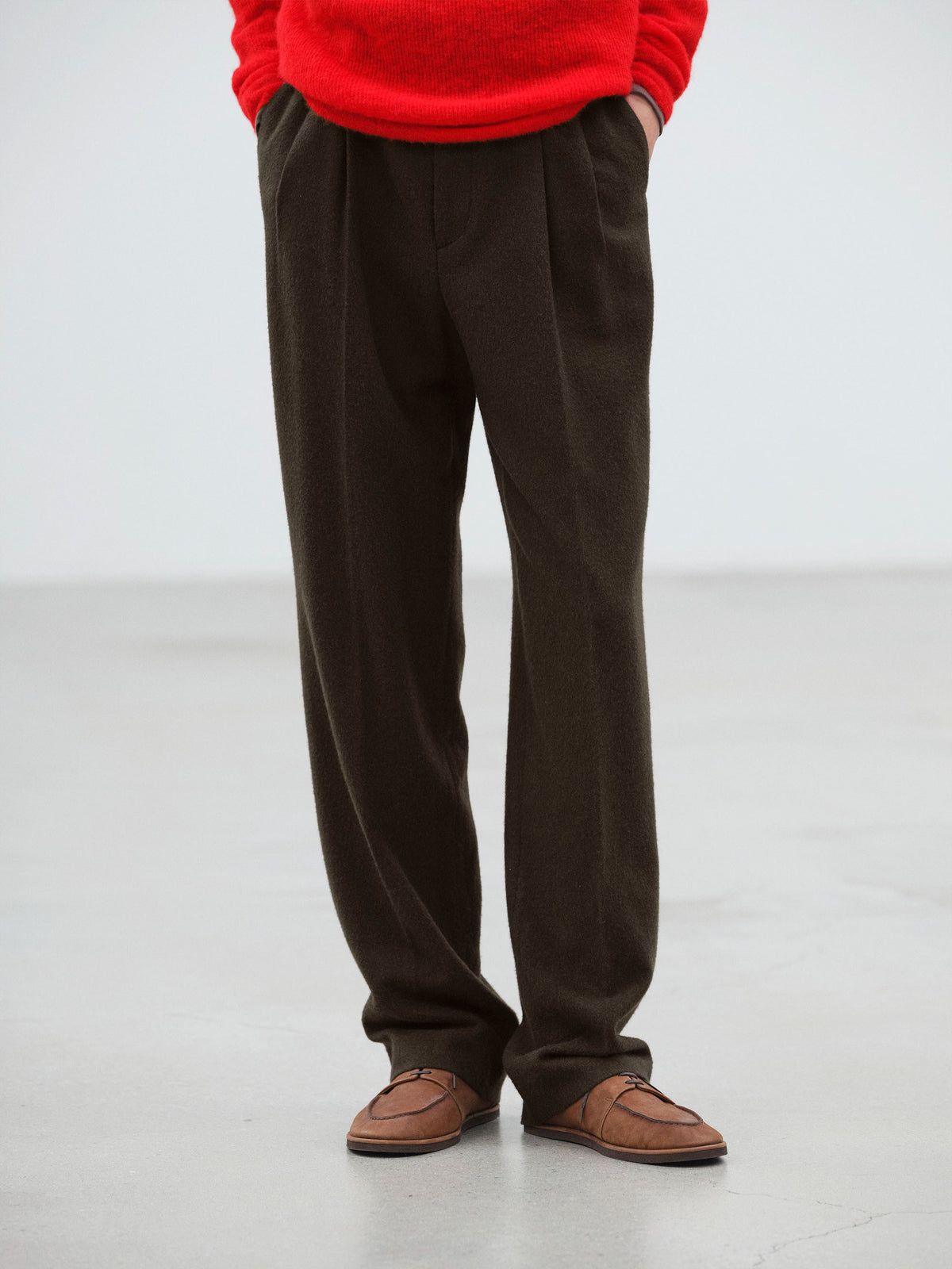 AURALEE 26AW BABY CAMEL FLANNEL TWO-TUCK SLACKS