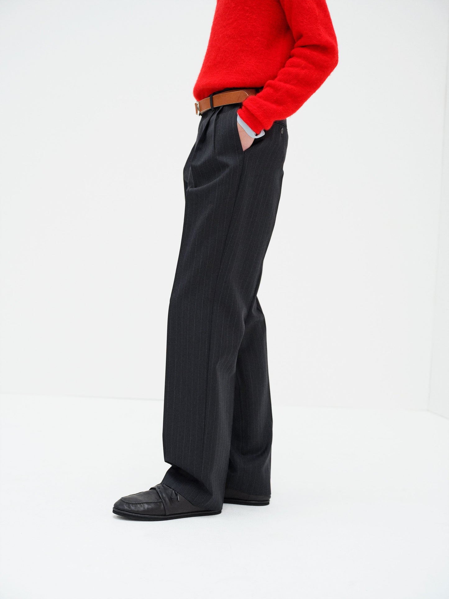 AURALEE 26AW BLUEFACED WOOL TWO-TUCK SLACKS