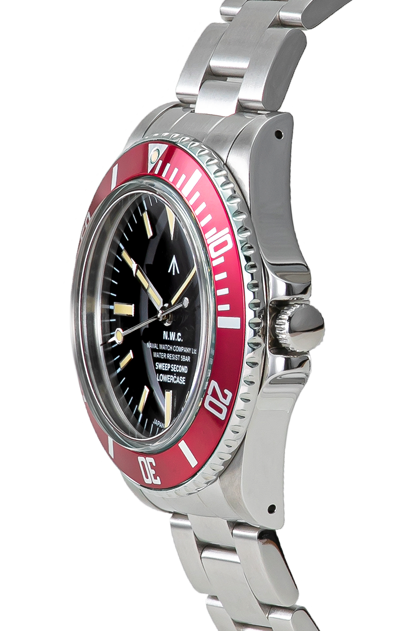 NAVAL WATCH Produced by LOWERCASE FRXE008